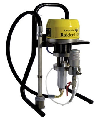 Air operated low pressure piston pump