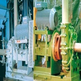 Elastomer lined slurry centrifugal pump