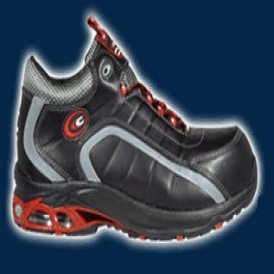 Safety sports shoes