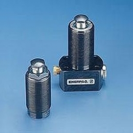Quick-release couplings Spring loaded plunger